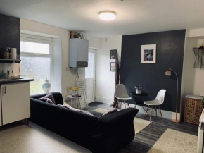 Basement Flat, Carlton Tce